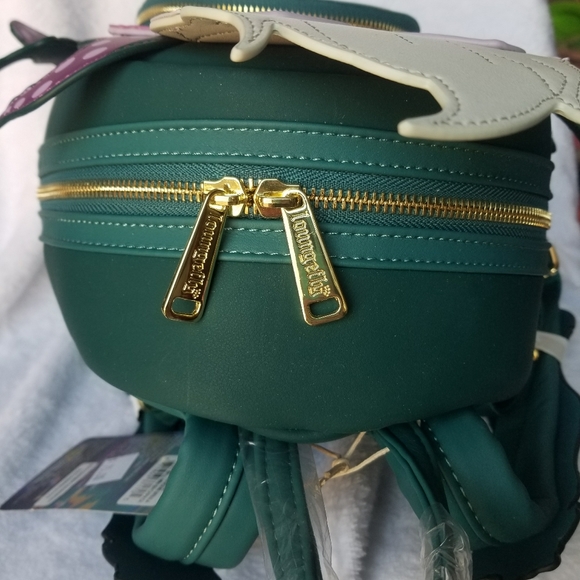 loungefly x Disney Ursula backpack + wallet - Picture 9 of 11